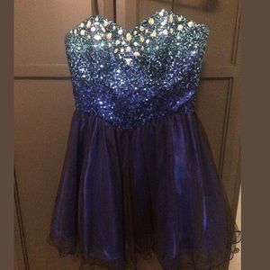 Steppin’ Out Ombré Sequin Hoco Dress